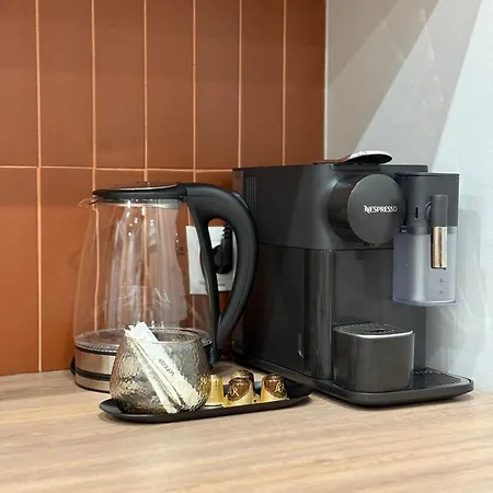 アパート Avangard Shpytalna 28