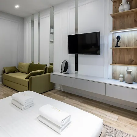 Avangard Shpytalna 28