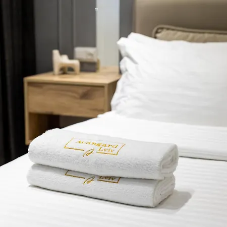 Avangard Shpytalna 28 * Lviv