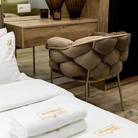 Avangard Shpytalna 28 Lägenhet *