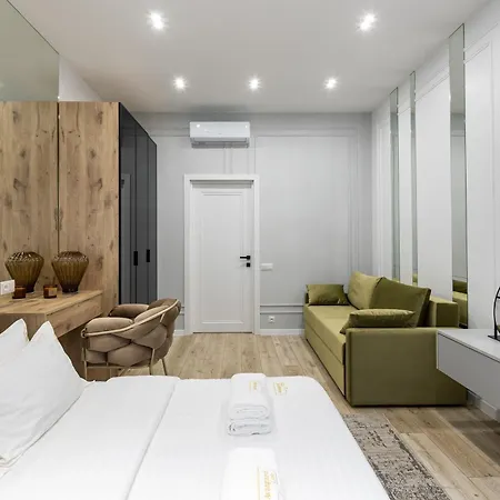 Avangard Shpytalna 28 * Львов