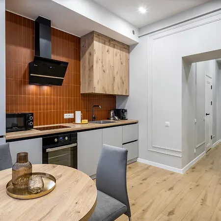 Avangard Shpytalna 28 Appartement Lviv