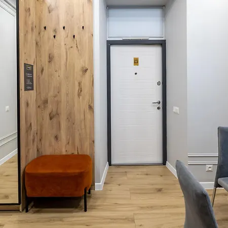 Avangard Shpytalna 28 Lviv